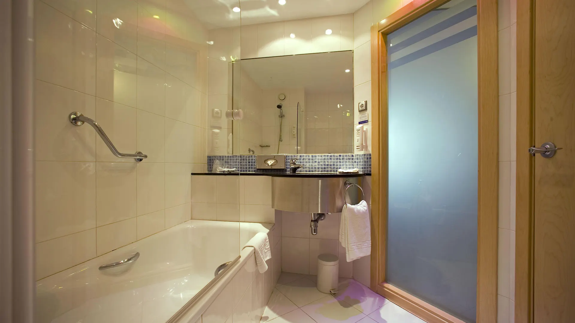 Hotel Holiday Inn Express Malaga Airport By Ihg