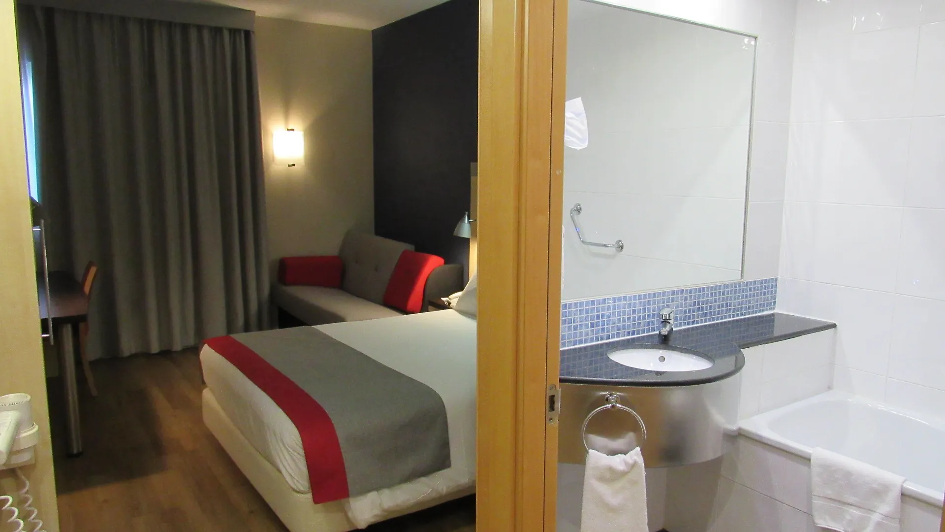 Holiday Inn Express Malaga Airport By Ihg