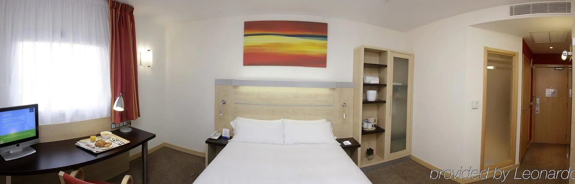 Holiday Inn Express Malaga Airport, An Ihg Hotel